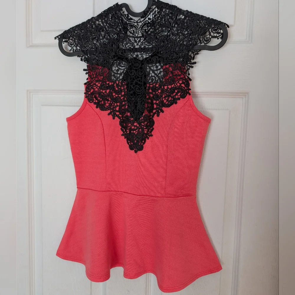 Papaya Lace Contrast Peplum Top - Picture 5 of 8